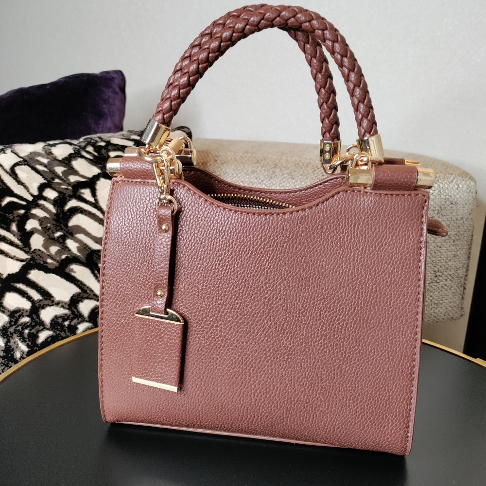 Chic satchel bag